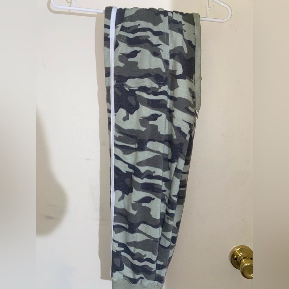 Haku medium - Camo lounge pants